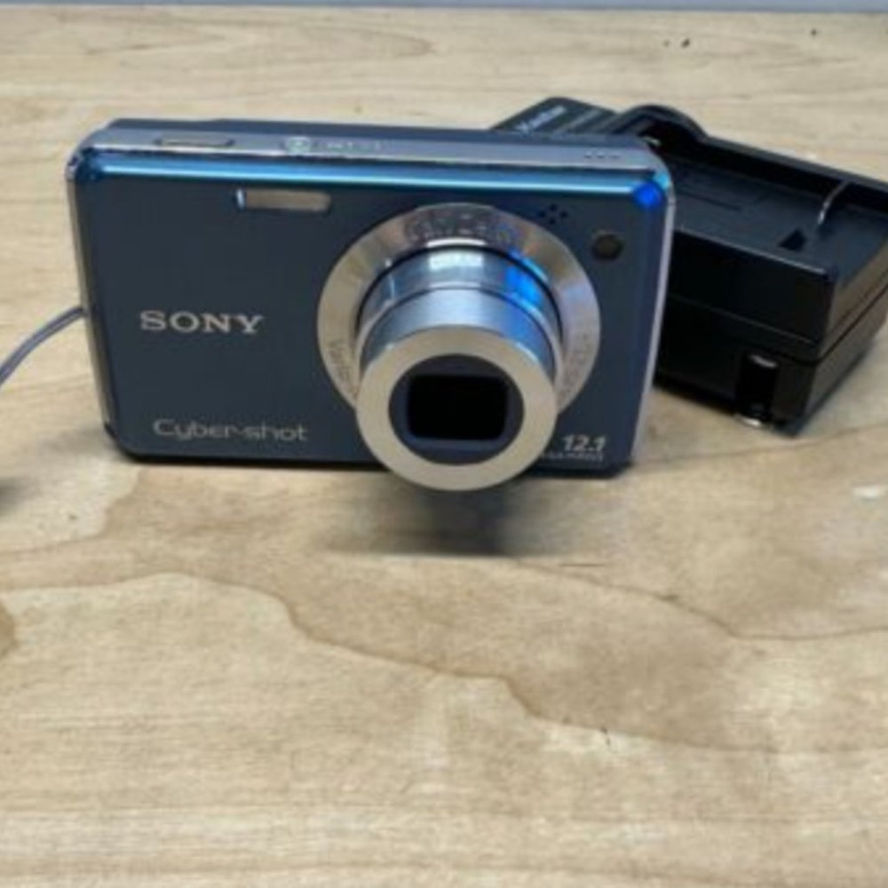 Sony Cyber-Shot DSC-W230 Blue 12.1 MP Digital Camera with 4x Optical Zoom